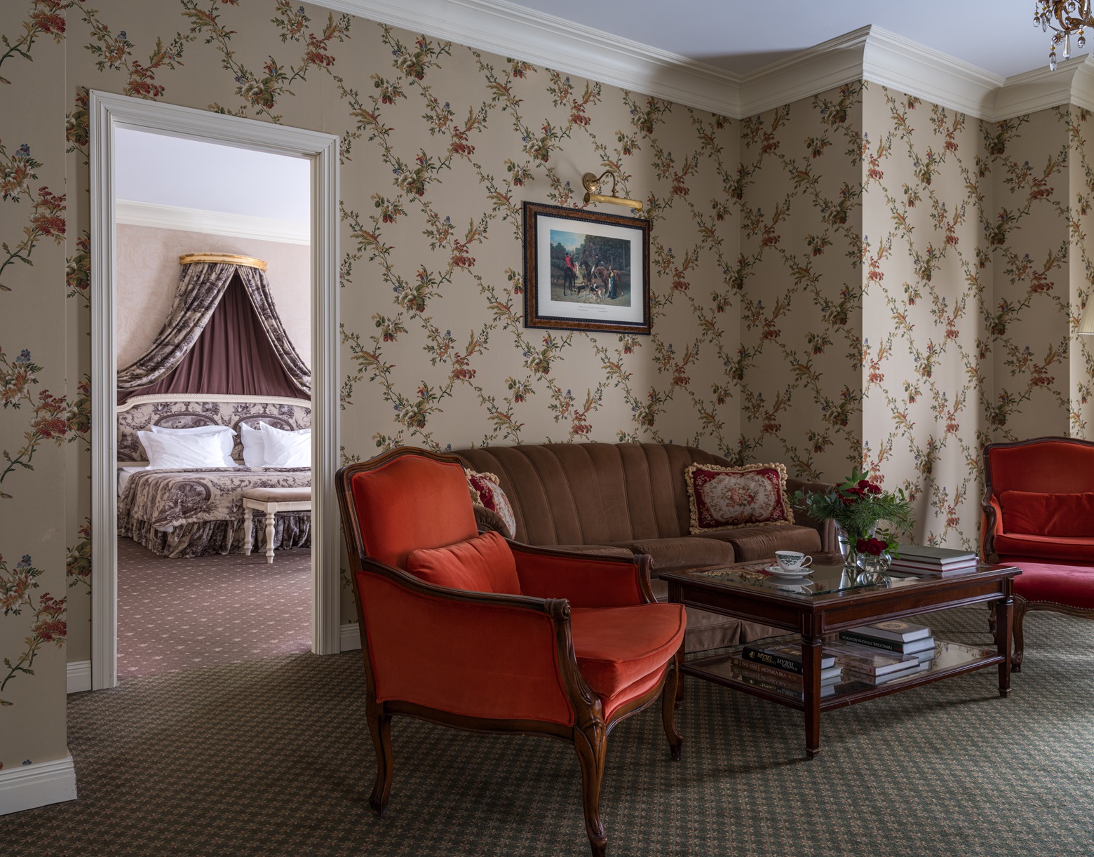 Presidential Suite 1.jpg